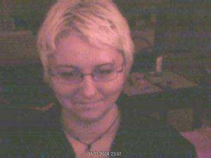 Unter-Zwischenbrunn / Sie sucht Ihn / J_U_L_I_AA