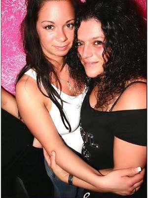 Badenheim / Sie sucht Ihn / bella32