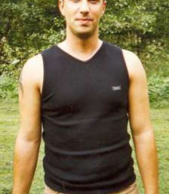 Tuggen / Er sucht Sie / pitinho