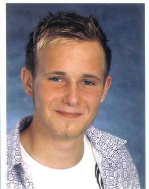 Oberthern / Er sucht Sie / Senin88