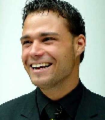 Gütenbach / Er sucht Sie / Melih1