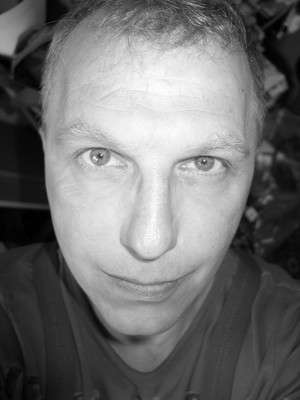 Großeutersdorf / Er sucht Sie / F800
