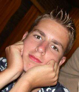 Vollrathsruhe / Er sucht Sie / chris2001