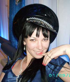 Laurenburg / Sie sucht Ihn / leoniemby