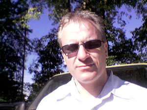 Wanzwil / Er sucht Sie / Cordis