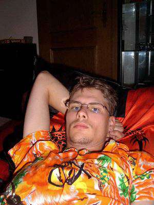 Vatersreith / Er sucht Sie / trithon
