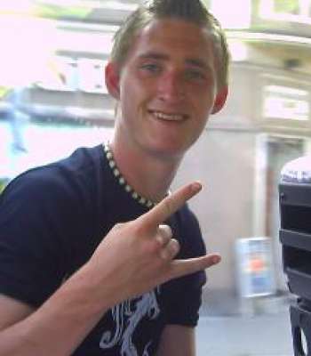 Engelstadt / Er sucht Sie / basti991