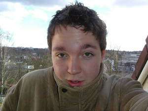 Oberthern / Er sucht Sie / Tojae