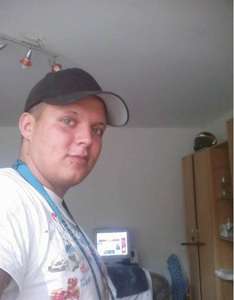 Langstraß / Er sucht Sie / Nockout3110