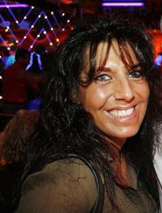 Gempenach / Sie sucht Ihn / freewomen