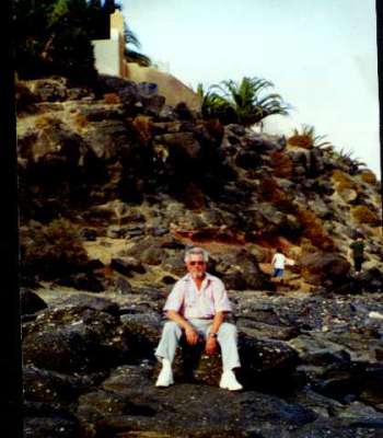 Reuth / Er sucht Sie / Liebling1