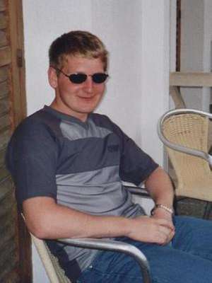 Nadelbach / Er sucht Sie / RussAlex84