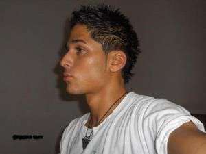 Buttwil / Er sucht Sie / Arda_Polat_