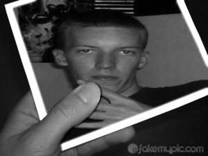 Schneegattern / Er sucht Sie / Riddler111