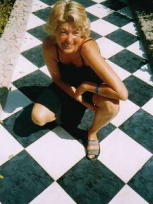 Untermiesting / Sie sucht Ihn / Kikie1965