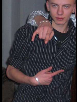 Raschala / Er sucht Sie / xArtur4ikx