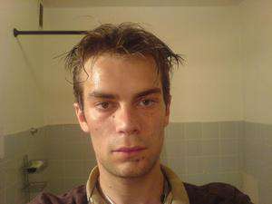 Unternalb / Er sucht Sie / stampfer84