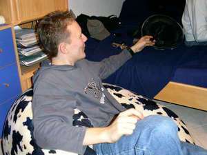 Brunn / Er sucht Sie / spaxele