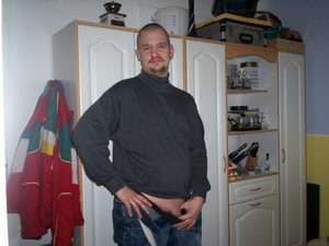 Helmbrecht / Er sucht Sie / Simon4