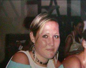 Münchenwiler / Sie sucht Ihn / Sunnyjessy88