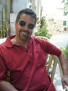 Knau / Er sucht Sie / Sicilian