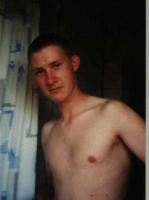 Feld / Er sucht Sie / sascha261