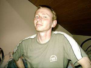 Raucheneck / Er sucht Sie / Aaroni