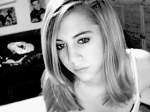 Weidegut / Sie sucht Ihn / AnniBunny100