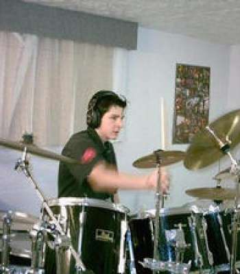 Harbach / Er sucht Sie / DrummerHH