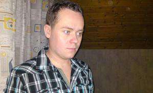 Straßham / Er sucht Sie / andrej1111