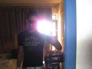Schnadt / Er sucht Sie / Looonelyboy