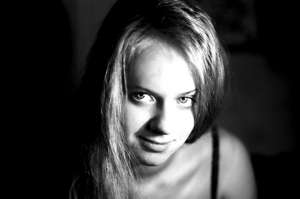 Weisching / Sie sucht Ihn / AtiGirl