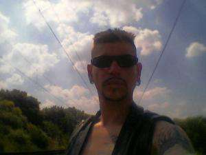 Stocket / Er sucht Sie / robharley