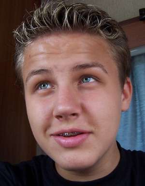 Brunn im Felde / Er sucht Sie / lexor