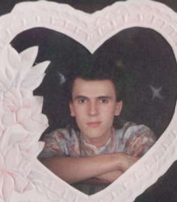Uster / Er sucht Sie / pianist26