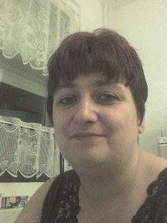 Intenham / Sie sucht Ihn / Chaospuppe