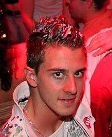 Forstern / Er sucht Sie / Lil_Latino