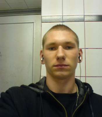 Haslach / Er sucht Sie / RobbyHengzt