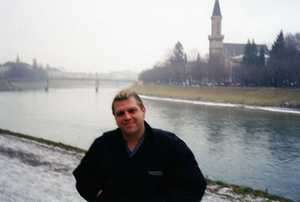 Herbstheim / Er sucht Sie / helli01