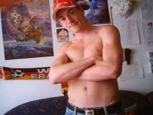 Deinzendorf / Er sucht Sie / HellFire8668