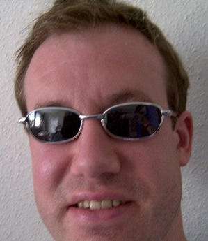 Brechen / Er sucht Sie / RS_HH2002