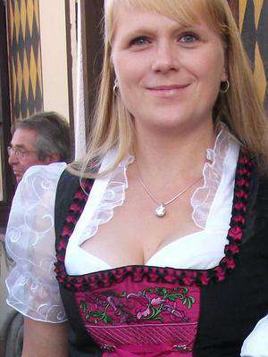 Etzgen / Sie sucht Ihn / samantha83