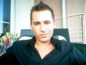 Gstocket / Er sucht Sie / Adrian2012