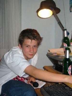 Thum / Er sucht Sie / KingAzure