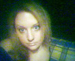 Perlen / Sie sucht Ihn / BlueEyes_83