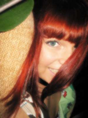 Unterhaag / Sie sucht Ihn / sexyred
