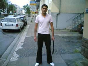 Brunn / Er sucht Sie / rodrigoz1