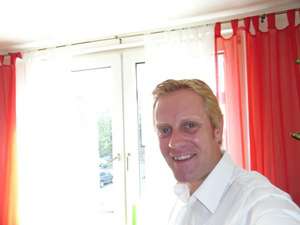 Muntelier / Er sucht Sie / LouPaget