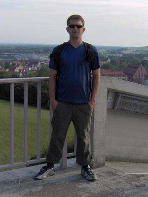 Genderkingen / Er sucht Sie / Lestat28
