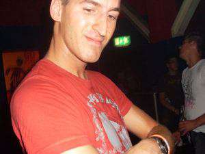 Gartling / Er sucht Sie / Timmy982
